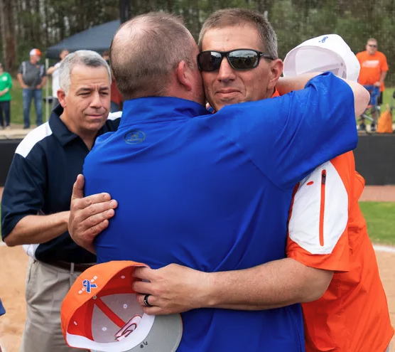 Friends, rivals Scott Tubbs, Tim Fanning brought closer by colon cancer odyssey